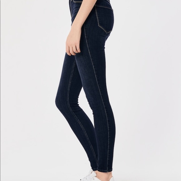 HIGH-RISE DARK WASH JEAN LEGGINGS - Picture 4 of 6